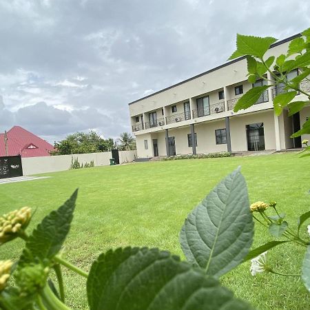Eagle Vault Otel Kwabenya Dış mekan fotoğraf