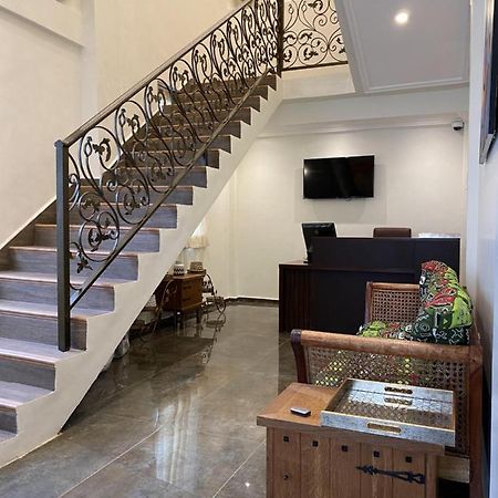 Eagle Vault Otel Kwabenya Dış mekan fotoğraf