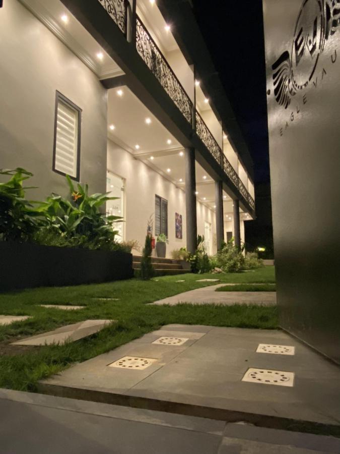 Eagle Vault Otel Kwabenya Dış mekan fotoğraf